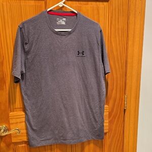 Under Armour Men's Charcoal Tee